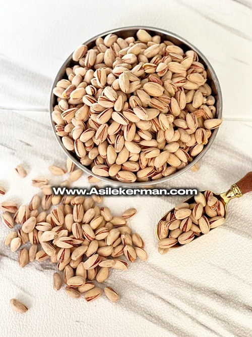 پسته اکبری خندان